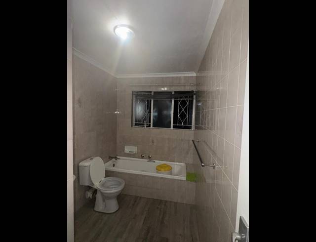 2 BEDROOM PROPERTY TO RENT IN FERNDALE